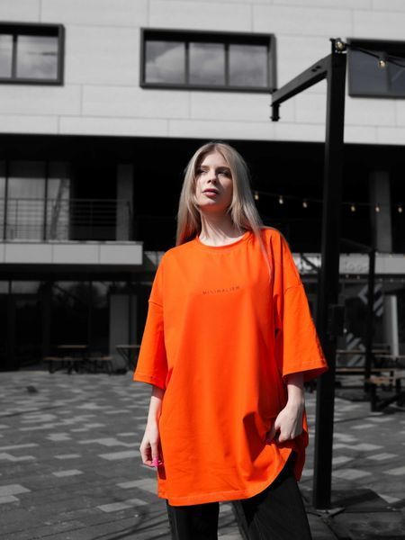 Футболка oversize оранжева fi6p7 фото